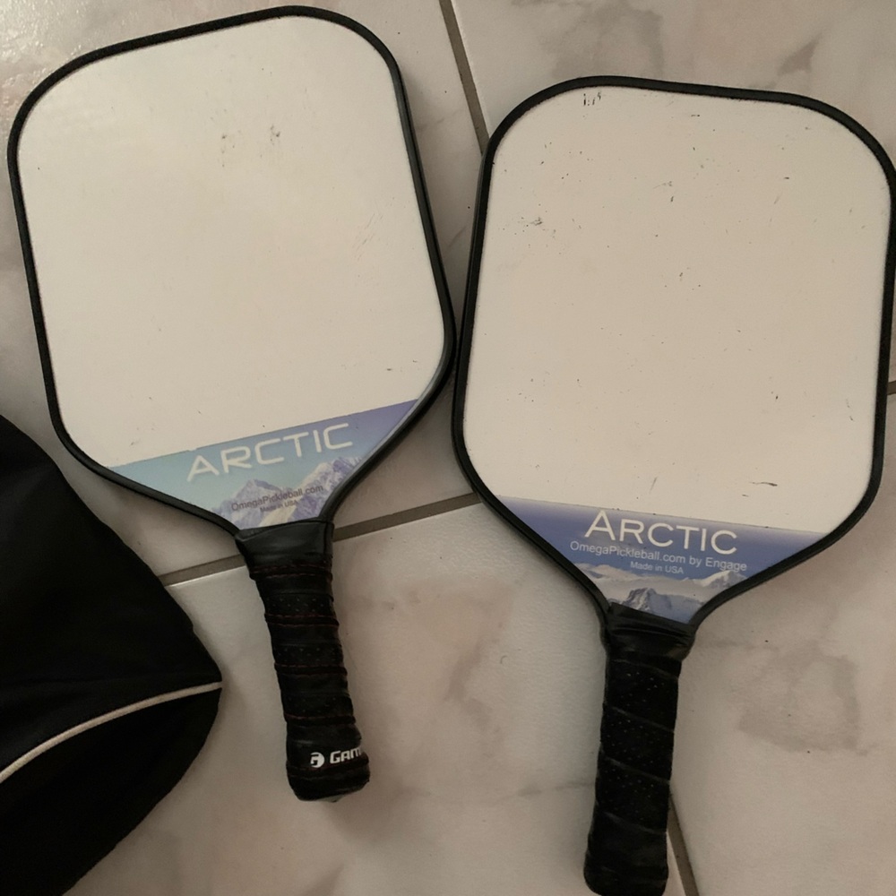 Omega Arctic Pickleball Set